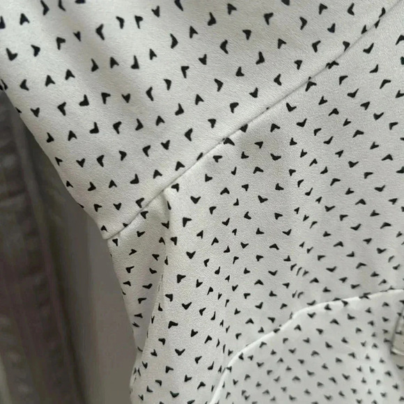 5/$25 Plus Size Blouse - Picture 6 of 10